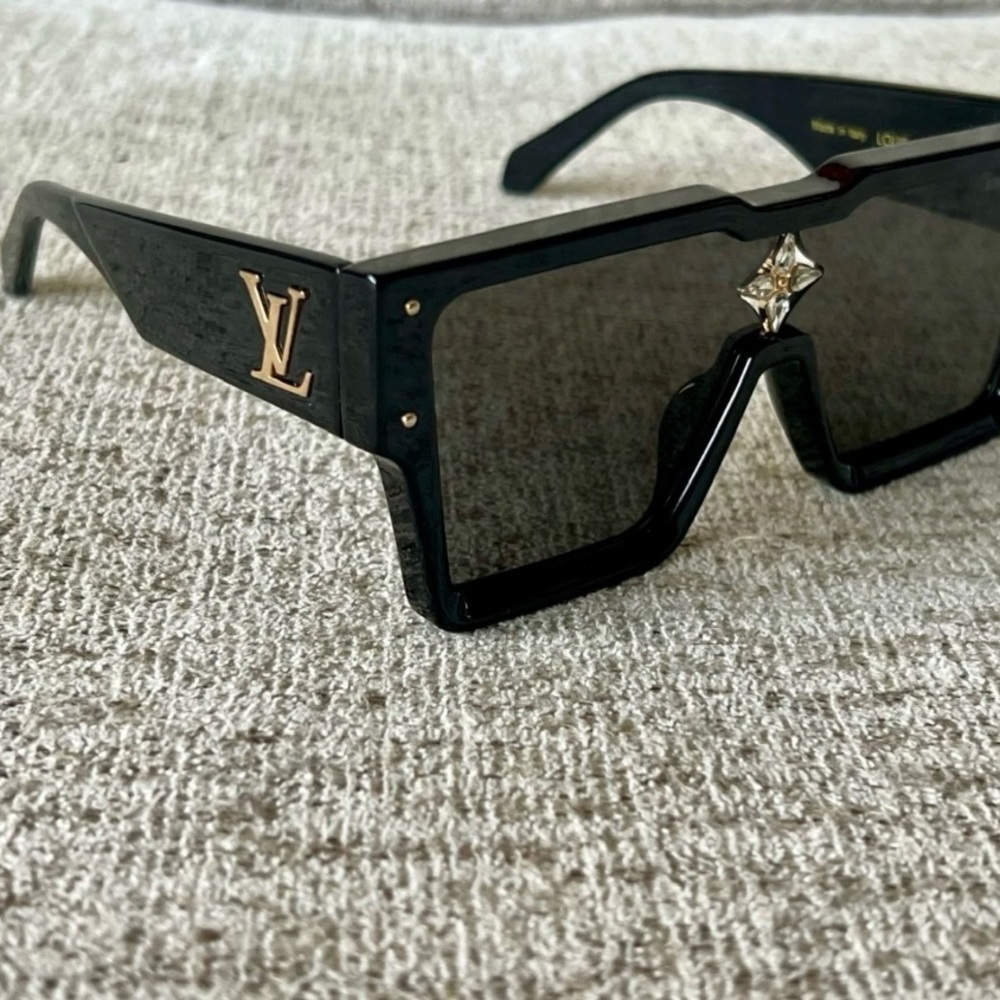 Louis Vuitton Cyclone Sunglasses - Picture 2 of 5